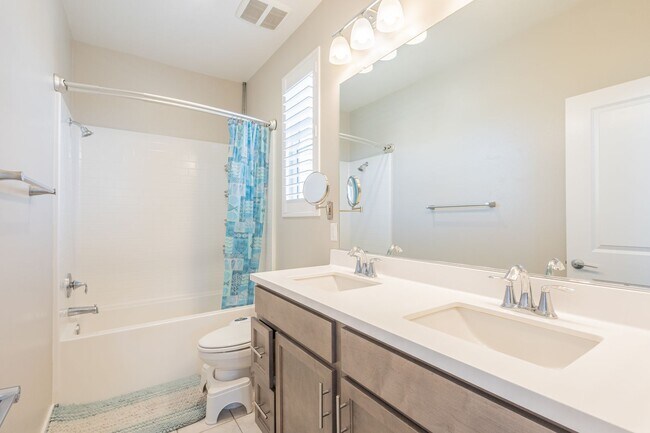 Building Photo - 4808 S Tangerine Way