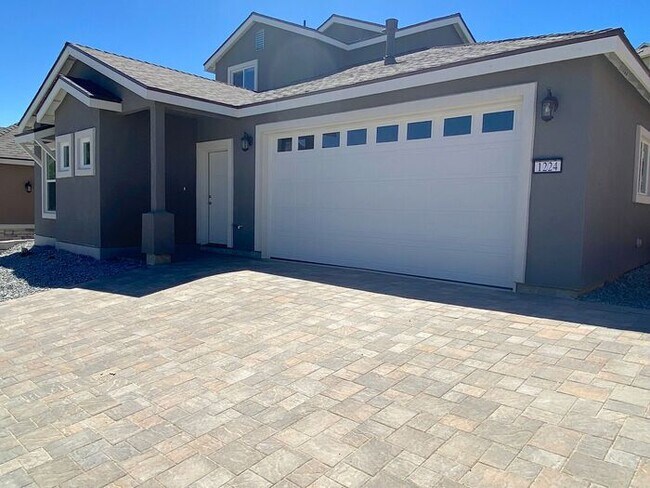 Building Photo - Built 2023 NW Reno 3 Bedroom House - Downs...