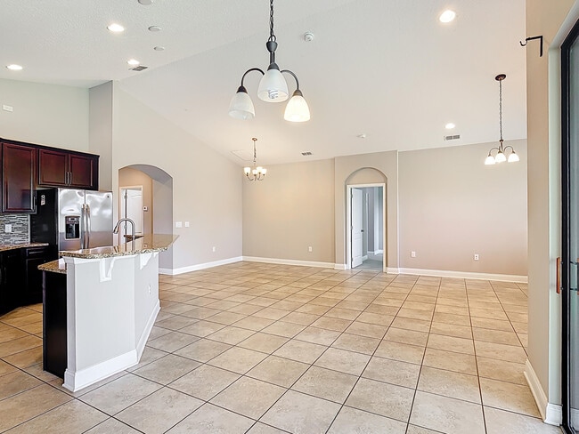 Building Photo - 5103 Appenine Loop W