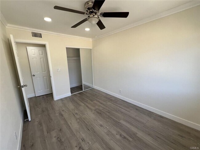 Building Photo - 12545 Cuesta Dr