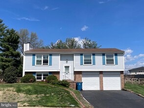 Building Photo - 13004 Rock Spray Ct