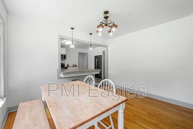 Building Photo - 2721 S Virginia St