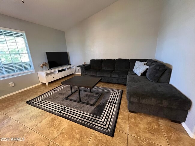 Building Photo - 255 S Kyrene Rd