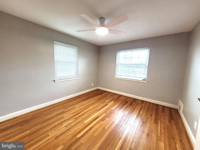 Building Photo - 3211 Korte Ct