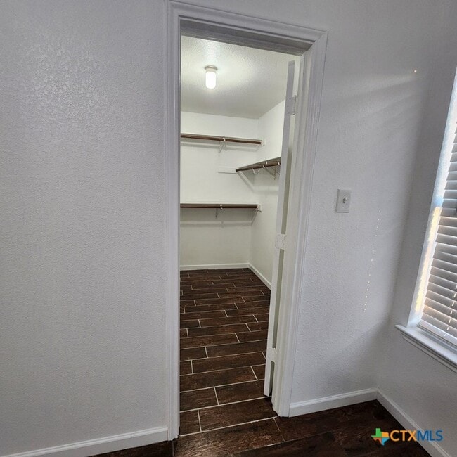 Building Photo - 1111 Travis Cir