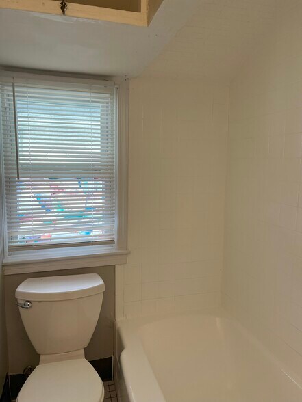 Bathroom - 80 N Hancock St