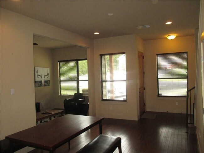 Building Photo - 4610 Windy Brook Dr