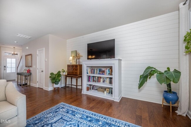 Building Photo - 2816 Piedmont River Way