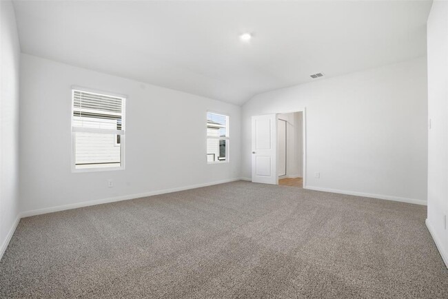 Building Photo - 246 Shenandoah Dr