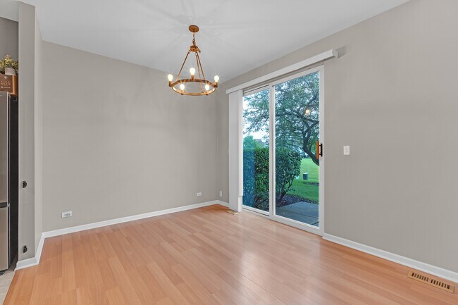 Building Photo - 17867 Braewick Rd
