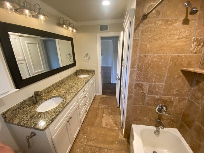 Building Photo - 3107 43rd St