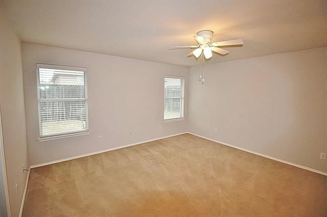 Building Photo - 217 Silver Spur Dr