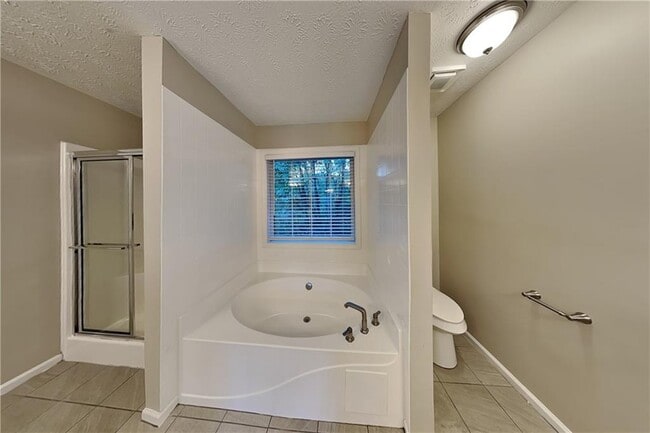 Building Photo - 5539 Hopper Dr