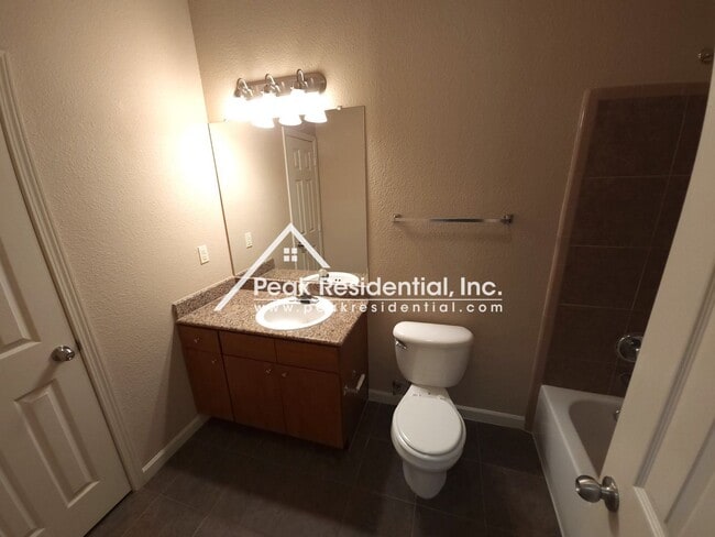 Building Photo - 2 br, 2 bath House - 8434 Walerga Road #821
