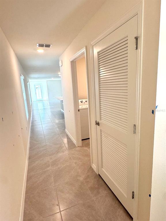 Building Photo - 2872 NE 21st Ct Rd