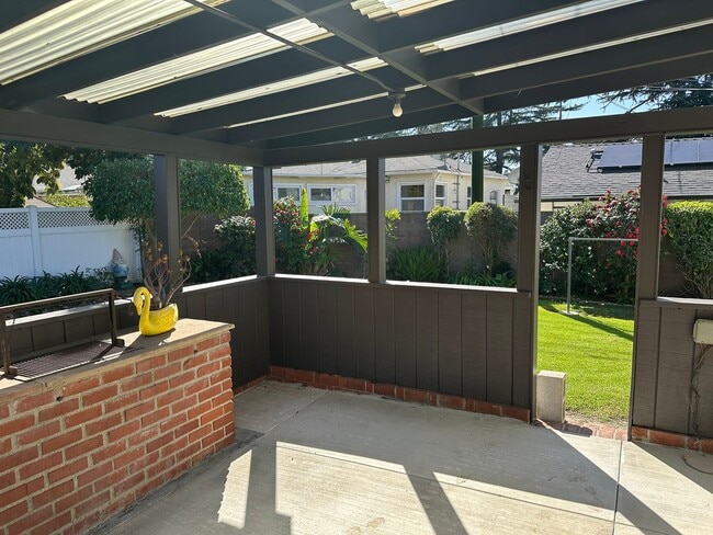 Building Photo - CULVER CITY STUNNING REMODEL 3 BDRM 1 BA. HOUSE FOR LEASE!