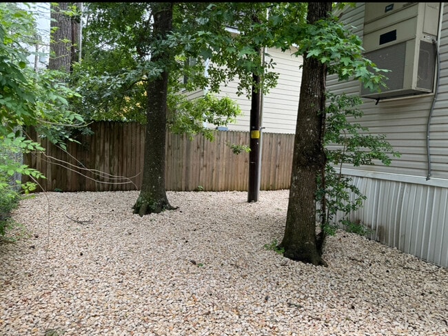 Building Photo - 16482 Eastchase St