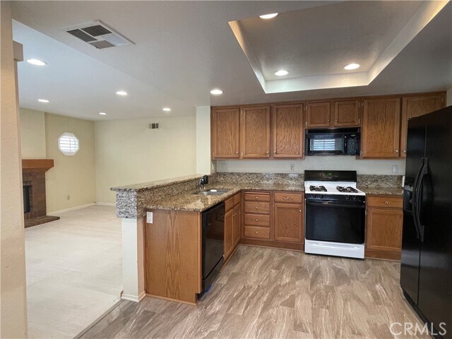 Building Photo - 2219 Monteclaro Dr