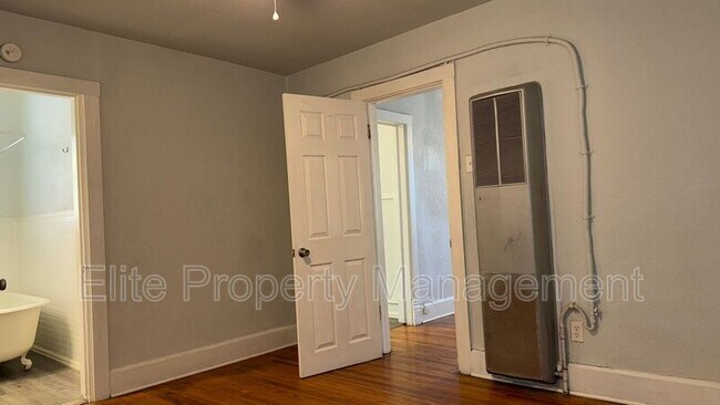 Building Photo - 309 Colorado Ave