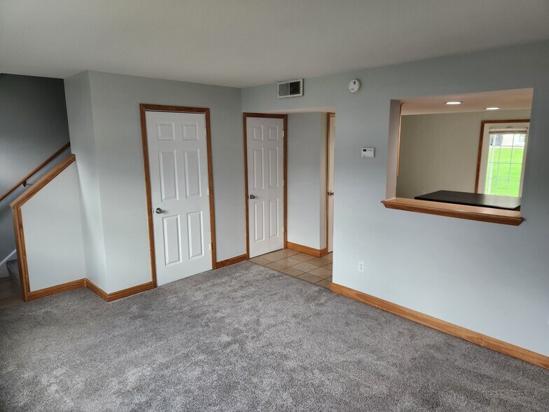 Building Photo - 175 Governors Park Rd