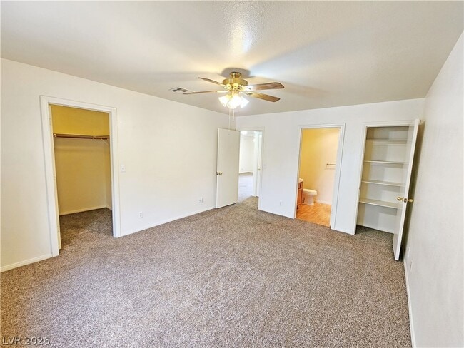 Building Photo - 561 Bourbon St