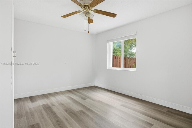 Building Photo - 12153 SW 49th Ct