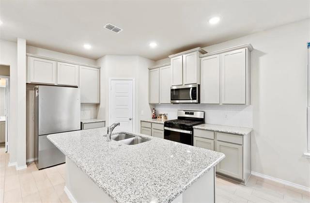 Building Photo - 759 Gentle Bird Dr