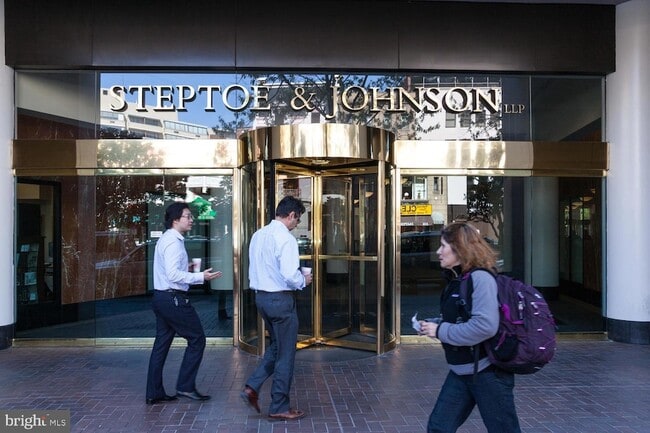 Building Photo - 1701 16th St NW