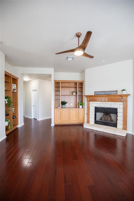 Building Photo - 9920 Spicewood Mesa