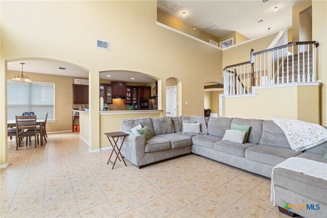 Building Photo - 1002 Wallin Farms Cove