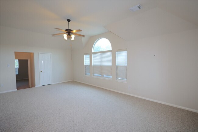 Building Photo - 4810 Zachary Ln