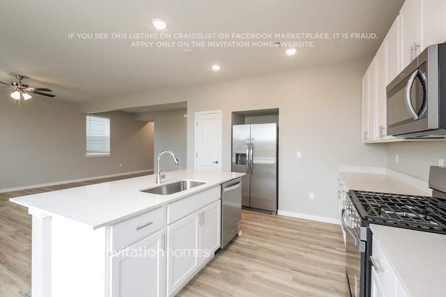 Building Photo - 310 Grayson Ave