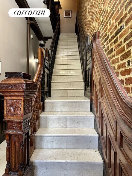Building Photo - 57 Halsey St