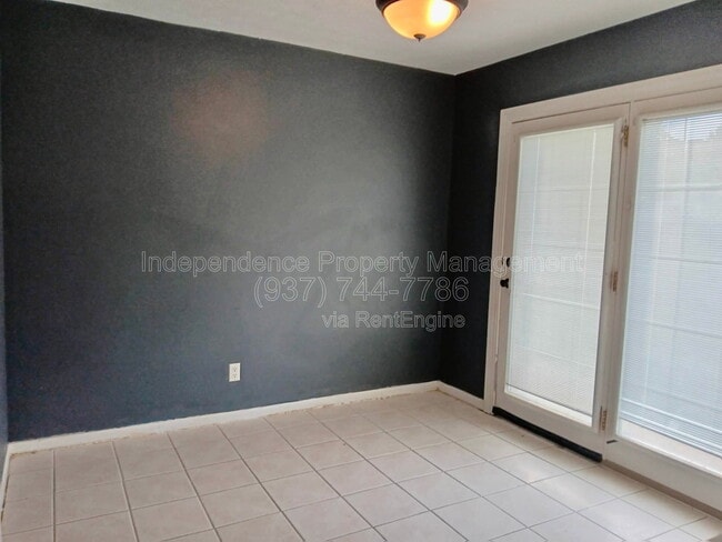 Building Photo - 1173 Navaho Dr