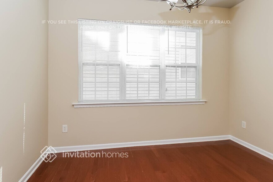 Building Photo - 9738 Turning Wheel Dr