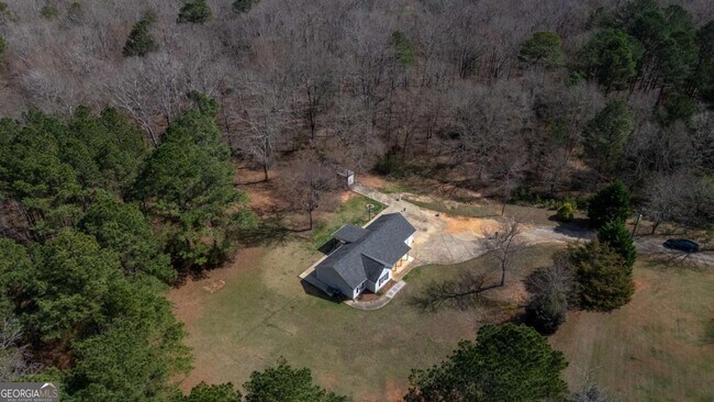 Building Photo - 641 Honey Creek Rd