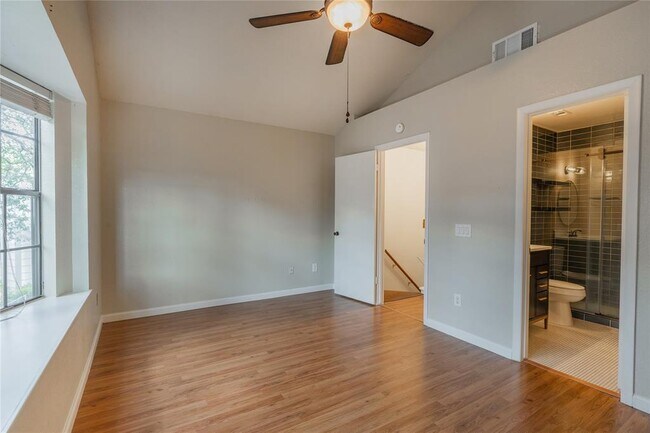 Building Photo - 1411 Gracy Farms Ln