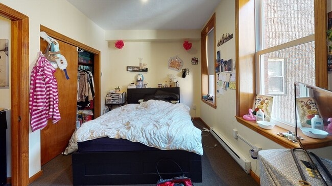 Building Photo - 97 Hudson St