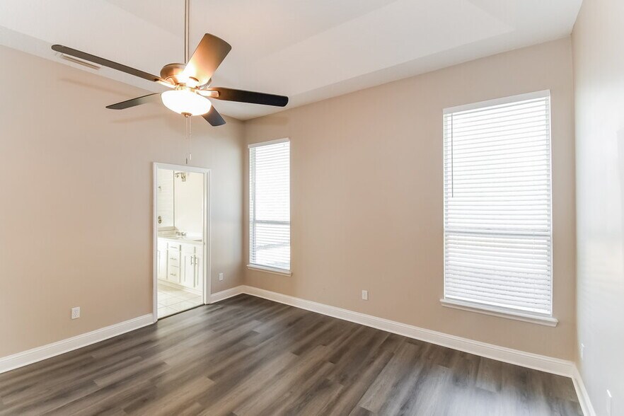 Building Photo - 9461 Maidstone Mill Dr E