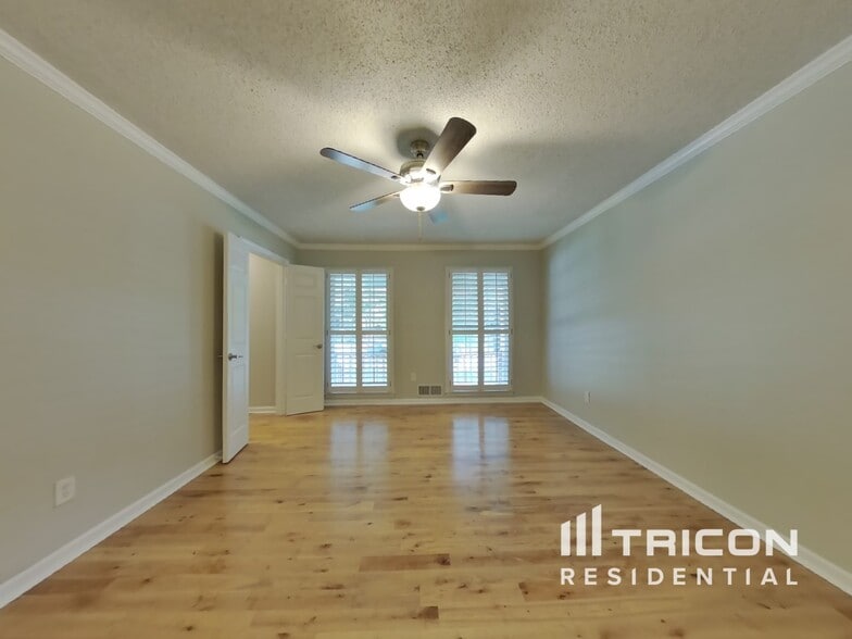 Building Photo - 580 Westchester Cir SW
