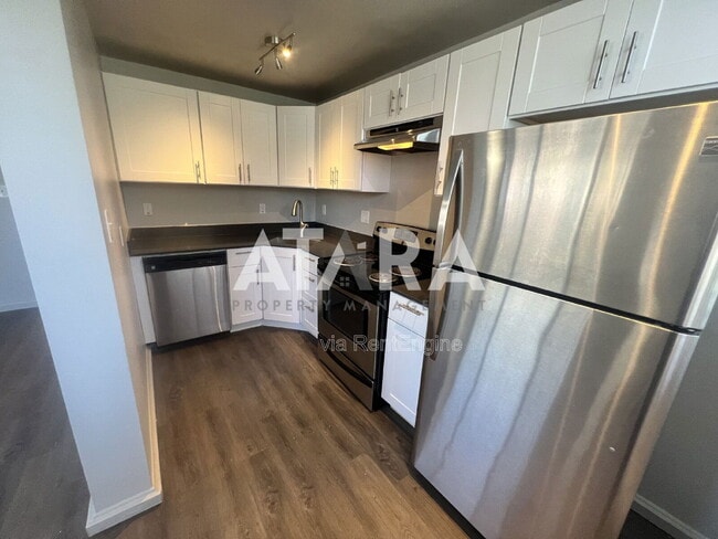 Building Photo - 177 W 300 N