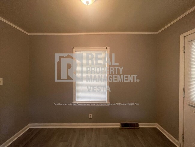 Building Photo - 2674 Pauladale Dr