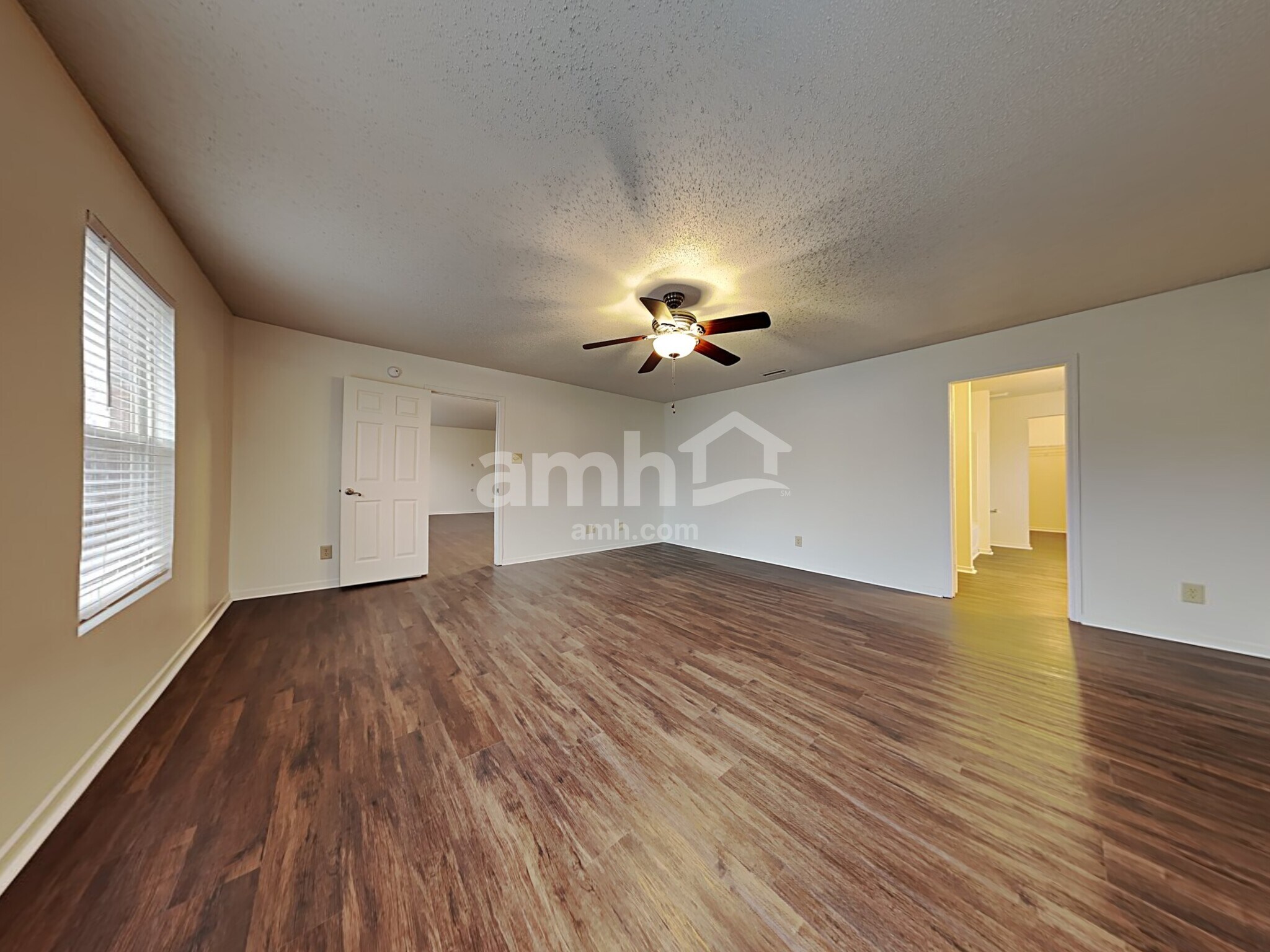 Building Photo - 10286 Butler Dr