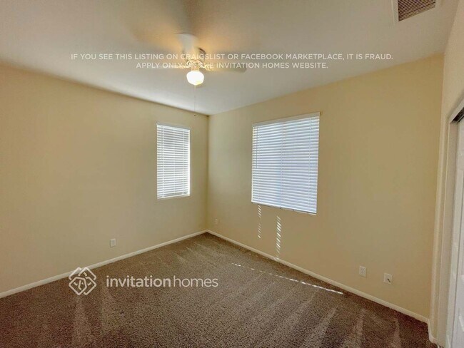 Building Photo - 6223 W Ave J 10