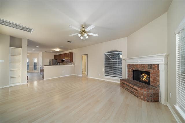 Building Photo - 8228 Novaro Dr