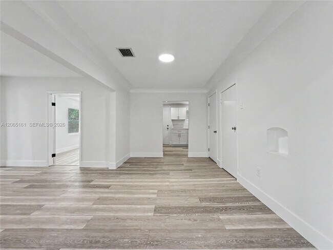 Building Photo - 228 NW 39th St
