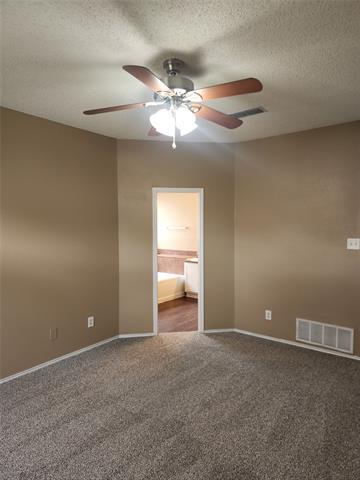 Building Photo - 2917 Clovermeadow Dr