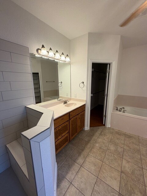 Building Photo - Former model home on corner lot is ready for move in!