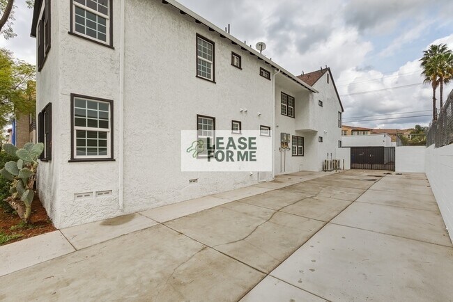 Building Photo - 5953 Guthrie Ave