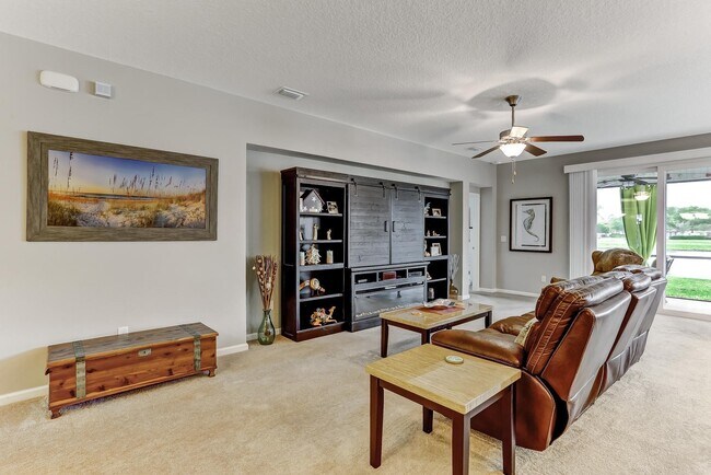 Building Photo - 94264 Woodbrier Cir